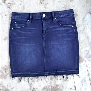 NWOT Articles of Society Stacy Denim Jean Mini Skirt Raw Hemline Size 26💗